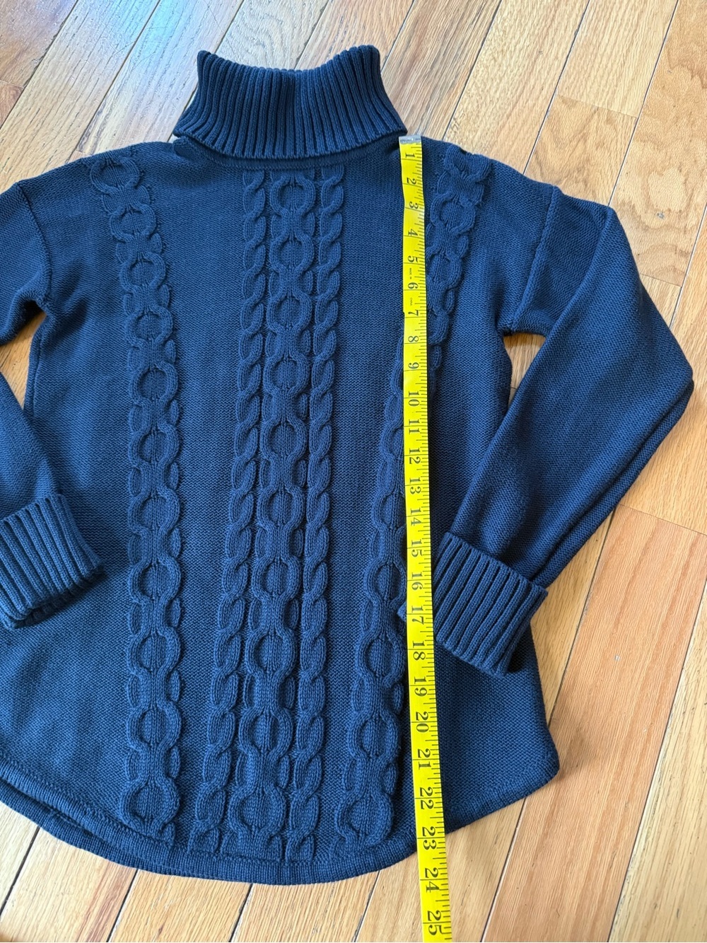 LL Bean Sweater Fisherman Cable Knit Turtleneck Pullover Navy Women’s Size XS - Picture 12 of 13